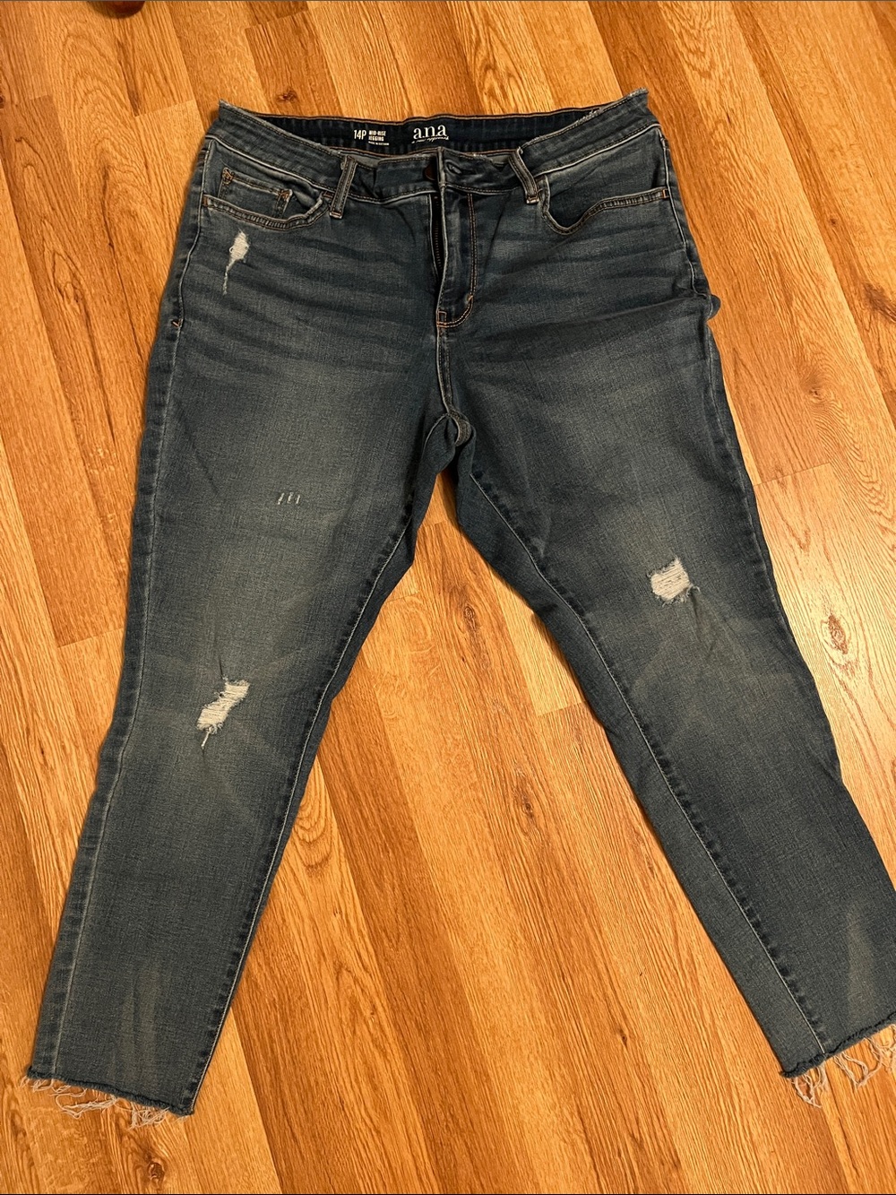 a.n.a Boyfriend Jeans in Dark Blue with Distressed Detail